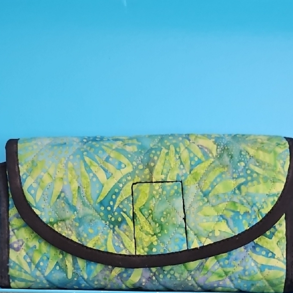 Colorful Leaf Pattern Wallet